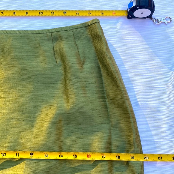 Suit-  Jacket and skirt - Picture 12 of 15